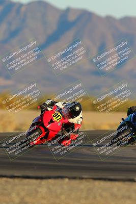 media/Jan-21-2023-CVMA (Sat) [[b9eef8ba1f]]/Race 12 Amateur Supersport Open/